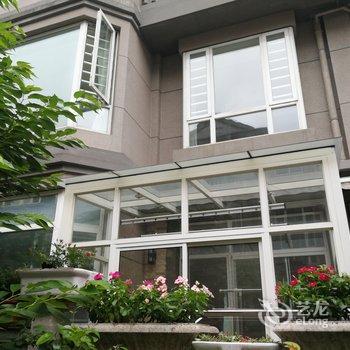 上海虹桥圈里的叠墅生活度假别墅(宝仪新村分店)酒店提供图片