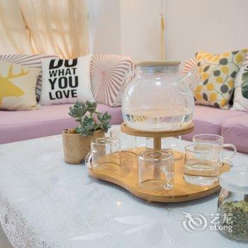 重庆米伦小镇公寓(7号店)酒店提供图片