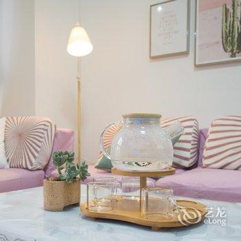 重庆米伦小镇公寓(7号店)酒店提供图片