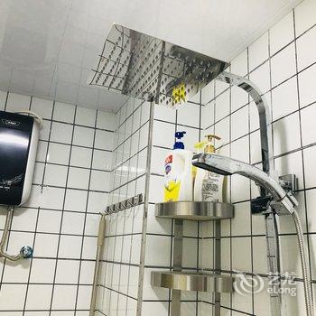 重庆薇疯徐徐徐公寓(美心洋人街-观光索道分店)酒店提供图片