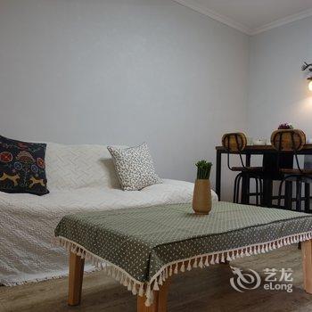 杨宗翰公寓(西安乐翔儿童主题乐园店)酒店提供图片