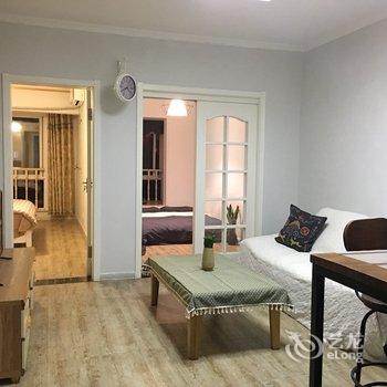 杨宗翰公寓(西安乐翔儿童主题乐园店)酒店提供图片