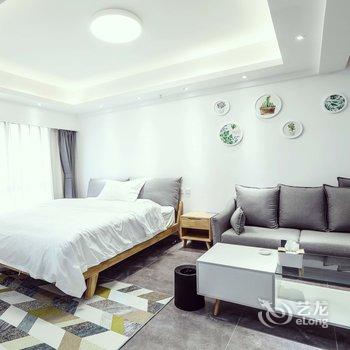 西安浪漫未来之家公寓(小女孩墓分店)酒店提供图片