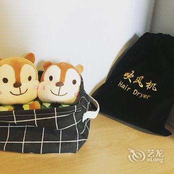 成都张黎公寓(全年红红木艺术馆分店)酒店提供图片