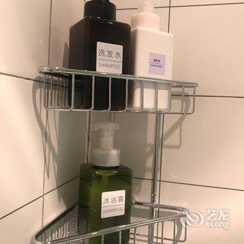 成都张黎公寓(全年红红木艺术馆分店)酒店提供图片