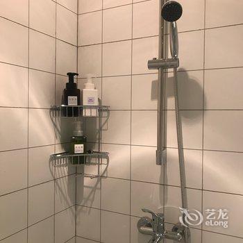 成都张黎公寓(全年红红木艺术馆分店)酒店提供图片