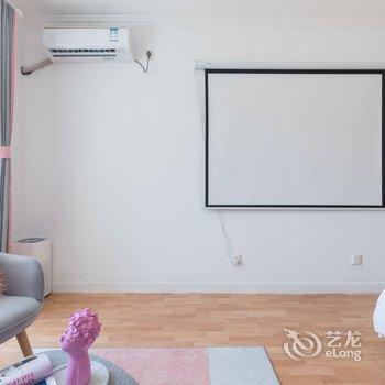 二次元小屋(北京中国汽车博览店)酒店提供图片