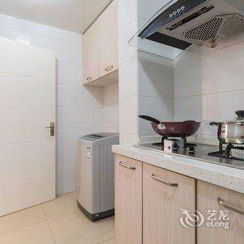 二次元小屋(北京中国汽车博览店)酒店提供图片