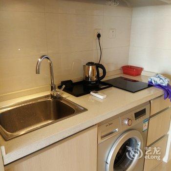 成都有免费车库和净水设备的漂亮大床房公寓(波罗村分店)酒店提供图片