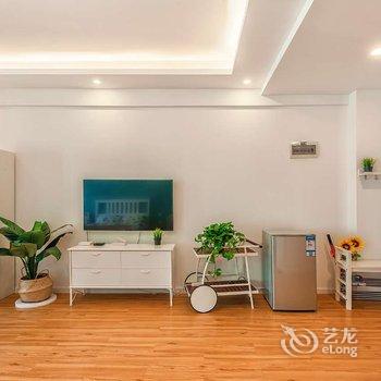 重庆老k的小乌龟公寓(佳园路分店)酒店提供图片