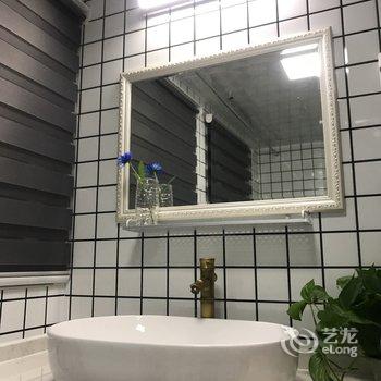 上海复兴中路553弄老洋房酒店提供图片