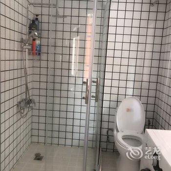 上海复兴中路553弄老洋房酒店提供图片