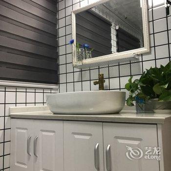 上海复兴中路553弄老洋房酒店提供图片