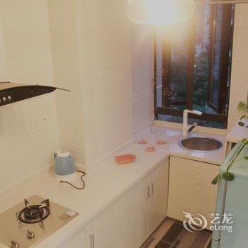 重庆笑眼千千普通公寓酒店提供图片