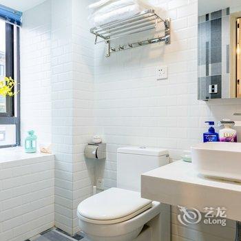 重庆笑眼千千普通公寓酒店提供图片