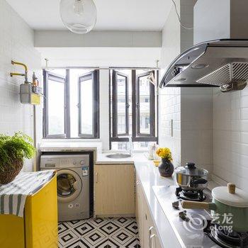 重庆笑眼千千普通公寓酒店提供图片