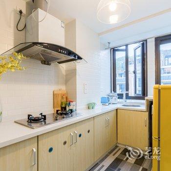 重庆笑眼千千普通公寓酒店提供图片