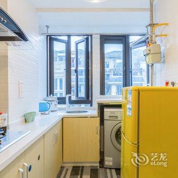 重庆笑眼千千普通公寓酒店提供图片