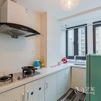 重庆笑眼千千普通公寓酒店提供图片