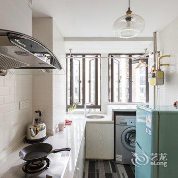 重庆笑眼千千普通公寓酒店提供图片