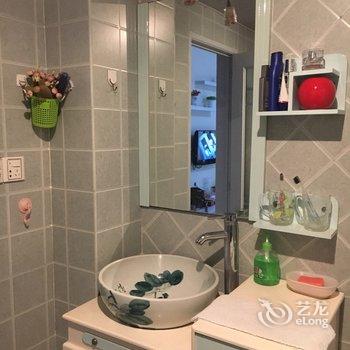 重庆浪漫蜗居公寓酒店提供图片