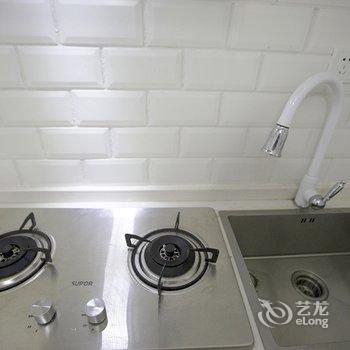 上海后窗日租民宿(绍兴路分店)酒店提供图片