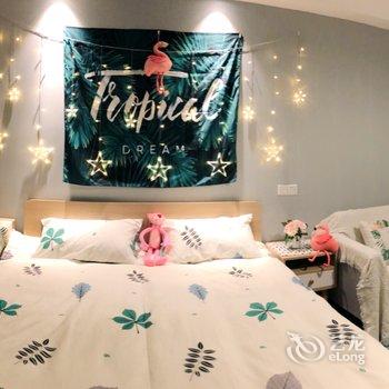 成都猪小佩奇公寓(古中市街西口分店)酒店提供图片