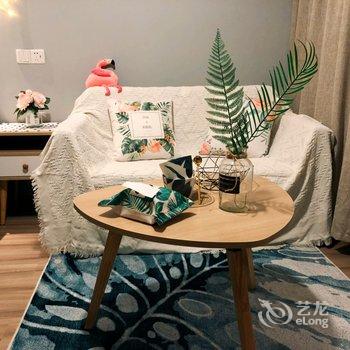 成都猪小佩奇公寓(古中市街西口分店)酒店提供图片