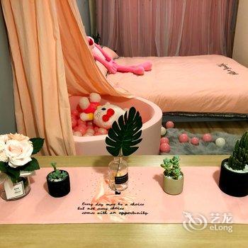 成都猪小佩奇公寓(古中市街西口分店)酒店提供图片