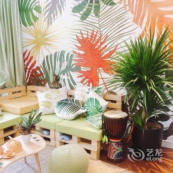 上海热栈服装设计师民宿客栈之家(罗家村分店)酒店提供图片