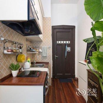 上海静安寺普通公寓酒店提供图片