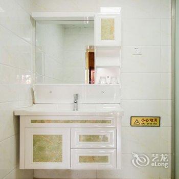 泸沽湖草海扎西苑客栈酒店提供图片