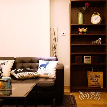 上海半宅空间酒店式公寓(控江路分店)酒店提供图片