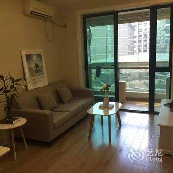 上海名都古北帆帆之喔公寓酒店提供图片