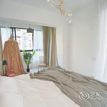 重庆轻宅民宿(千佛寺分店)酒店提供图片