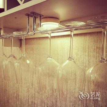 重庆清风乐耳的悉心之作普通公寓酒店提供图片