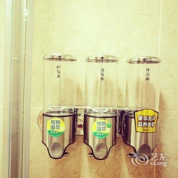 重庆清风乐耳的悉心之作普通公寓酒店提供图片