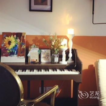 重庆贰楼的小姐姐公寓酒店提供图片