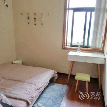 重庆姬娜娜公寓(八一路景观大道分店)酒店提供图片