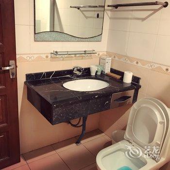 重庆姬娜娜公寓(八一路景观大道分店)酒店提供图片