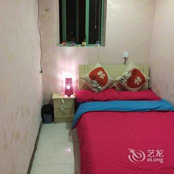 成都华西川大附近文艺复式楼中楼10居公寓(金陵横路48号分店)酒店提供图片