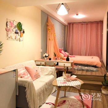 成都小李家主子公寓(古中市街西口分店)酒店提供图片