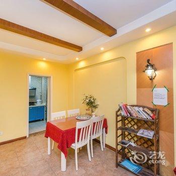 成都轻松熊2015特色民宿酒店提供图片