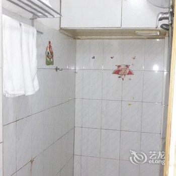 青岛栈桥附近带空调 能做饭普通公寓酒店提供图片