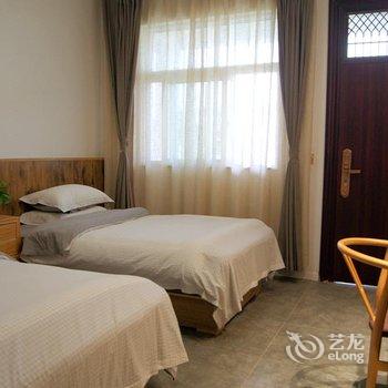 偃师菩提本无树却客居酒店提供图片