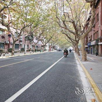 上海市中心温馨设计感公寓(法华镇路分店)酒店提供图片