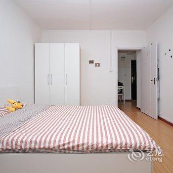 上海市中心温馨设计感公寓(法华镇路分店)酒店提供图片