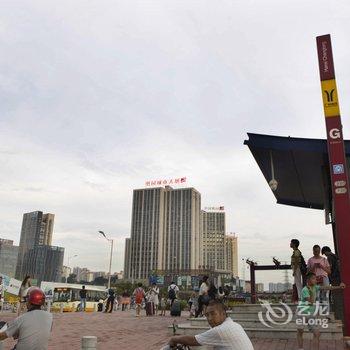 广州万万的家复式酒店提供图片