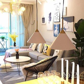 ���ݴ�ľ����(�����������·����ڷֵ�)�Ƶ��ṩͼƬ