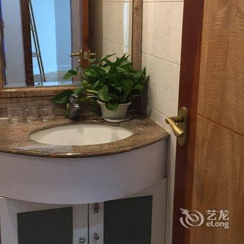 ���ݴ�ľ����(�����������·����ڷֵ�)�Ƶ��ṩͼƬ